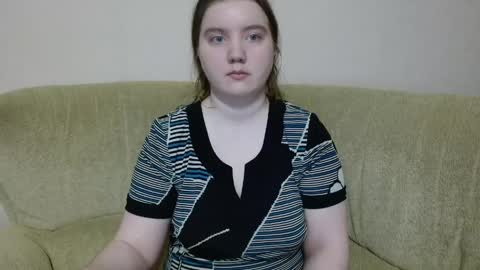 Josefin online show from June 2026 02:28:02 PM
