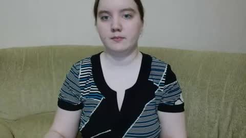 Josefin online show from June 2026 02:38:01 PM