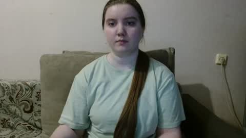 Josefin online show from June 2026 02:12:02 PM