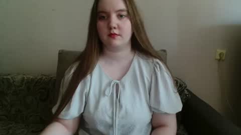 Josefin online show from June 2026 07:14:01 AM