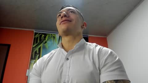 Jonathan online show from December 2025 01:05:02 PM