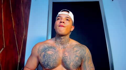 Snapshot of aquiles_elpapi chatting on October 2025 01:29:01 AM AquilesElpapi online show from October 2025 01:29:01 AM