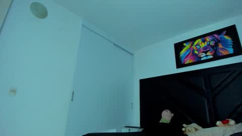 Snapshot of aquiles_elpapi chatting on November 2025 11:27:02 PM AquilesElpapi online show from November 2025 11:27:02 PM