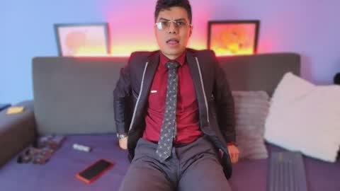 aquilestaylor online show from June 2026 12:22:02 PM