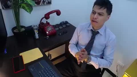 aquilestaylor online show from July 2026 12:09:02 PM