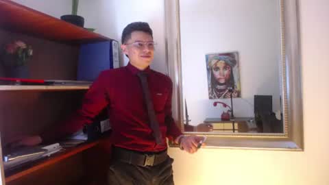 aquilestaylor online show from July 2026 12:34:01 PM