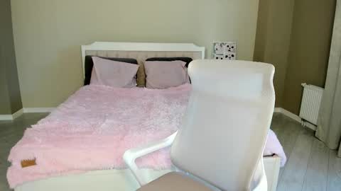 Snapshot of ar_ya18 chatting on October 2025 08:48:01 AM Lina online show from October 2025 08:48:01 AM