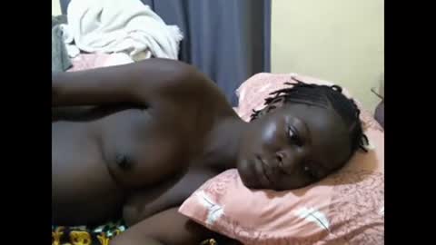 Snapshot of ara_bellah chatting on December 2024 09:45:01 AM ara bellah online show from December 2024 09:45:01 AM