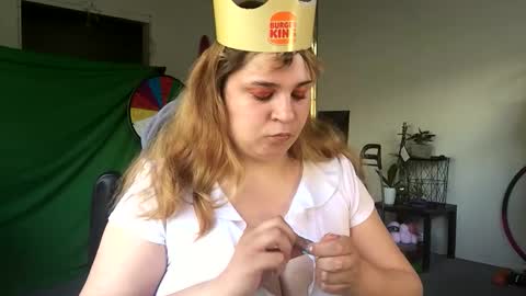 BustyPrincessLeila online show from April 2026 05:15:01 PM