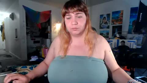 BustyPrincessLeila online show from July 2026 06:20:01 PM