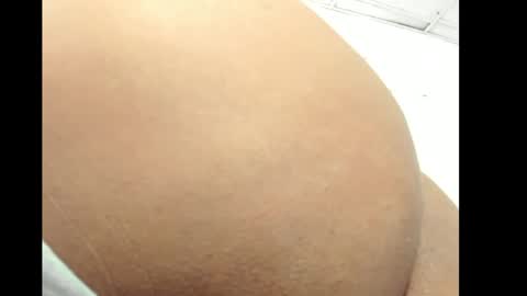 Snapshot of arabela_dream25 chatting on May 2026 06:03:01 PM ARABELA online show from May 2026 06:03:01 PM