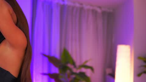 IsaBella online show from July 2026 08:35:01 PM