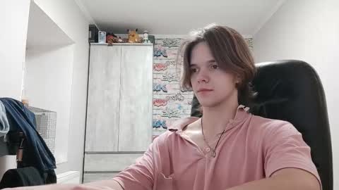 Daniel online show from December 2025 08:38:02 PM