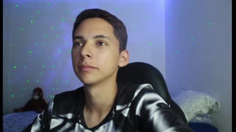 Snapshot of archi_love chatting on March 2025 01:58:02 AM ARCHIBALDO online show from March 2025 01:58:02 AM