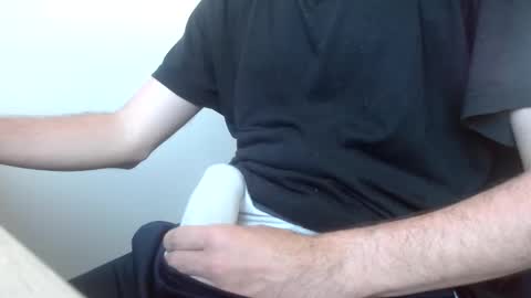 Snapshot of arekusan6 chatting on April 2026 04:48:01 PM Arek online show from April 2026 04:48:01 PM