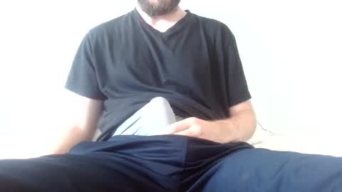 Snapshot of arekusan6 chatting on May 2026 09:03:02 AM Arek online show from May 2026 09:03:02 AM