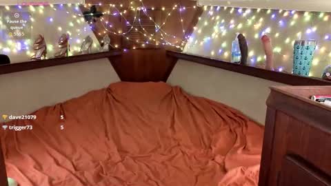 Areola Sky online show from October 2025 05:02:02 PM