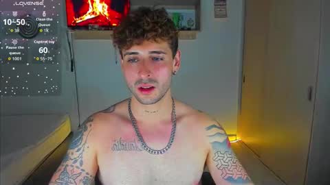 Snapshot of ares_blue chatting on February 2026 01:43:02 AM ares blue online show from February 2026 01:43:02 AM