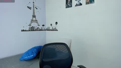 Snapshot of ares_johnsonn chatting on December 2024 03:54:02 PM Ares online show from December 2024 03:54:02 PM