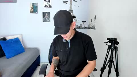 Snapshot of ares_johnsonn chatting on December 2024 03:42:01 PM Ares online show from December 2024 03:42:01 PM