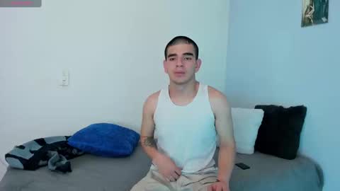 Snapshot of ares_johnsonn chatting on January 2025 08:05:02 PM Ares online show from January 2025 08:05:02 PM