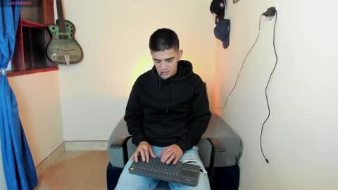 Snapshot of ares_johnsonn chatting on January 2025 09:26:02 PM Ares online show from January 2025 09:26:02 PM