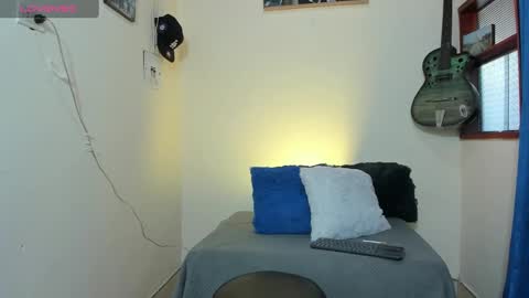 Snapshot of ares_johnsonn chatting on February 2025 06:13:01 PM Ares online show from February 2025 06:13:01 PM