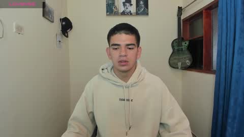 Snapshot of ares_johnsonn chatting on February 2025 04:18:01 PM Ares online show from February 2025 04:18:01 PM