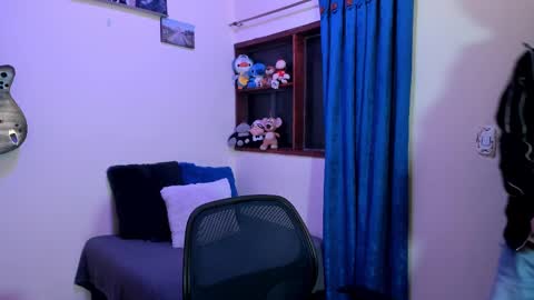 Snapshot of ares_johnsonn chatting on February 2025 03:12:02 AM Ares online show from February 2025 03:12:02 AM