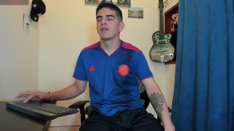 Snapshot of ares_johnsonn chatting on March 2025 06:55:01 PM Ares online show from March 2025 06:55:01 PM