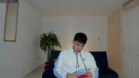 Snapshot of ares_johnsonn chatting on October 2025 11:31:01 AM Ares online show from October 2025 11:31:01 AM