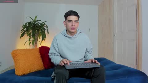 Snapshot of ares_johnsonn chatting on November 2025 03:13:02 PM Ares online show from November 2025 03:13:02 PM