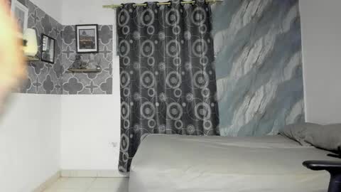 ares_parker online show from May 2026 12:27:01 AM