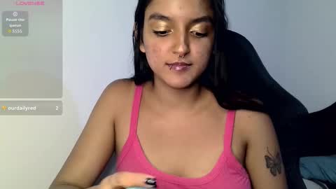 Snapshot of ari_20_ chatting on September 2025 03:22:01 AM Bella online show from September 2025 03:22:01 AM