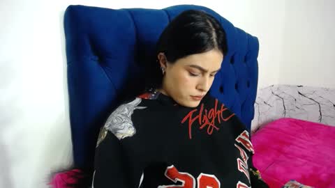 Snapshot of ari_coohachelaa chatting on September 2025 04:35:01 AM ARIANNA online show from September 2025 04:35:01 AM