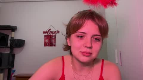 ari_crystal online show from February 2026 04:58:02 PM
