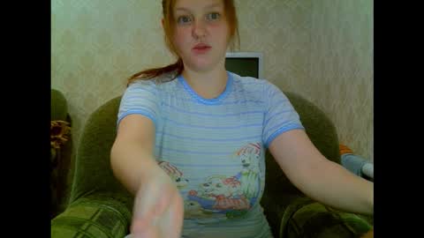 Snapshot of aria__dark chatting on November 2025 09:42:02 PM Aria online show from November 2025 09:42:02 PM