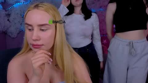 Aria online show from April 2026 07:14:01 PM