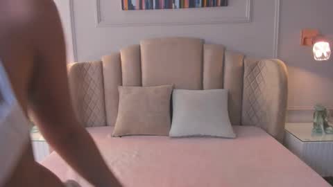 Aria  online show from February 2025 02:51:02 AM