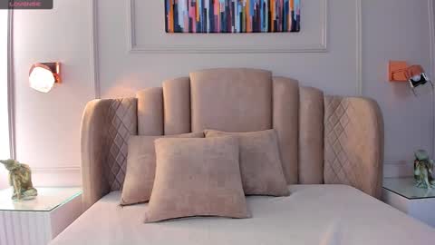 Aria  online show from March 2025 03:39:01 AM