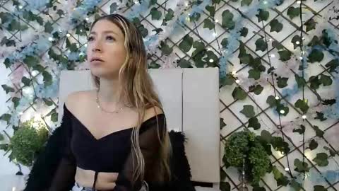Snapshot of aria_martiin chatting on January 2026 11:45:02 AM aria online show from January 2026 11:45:02 AM
