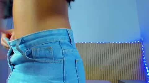 Aria Millers  online show from January 2026 12:10:01 PM