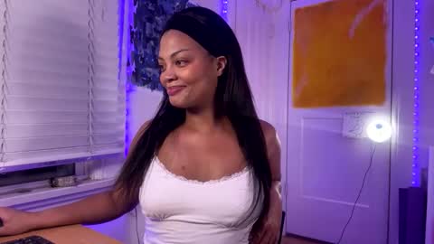 Aria Atelier online show from September 2025 08:06:02 AM