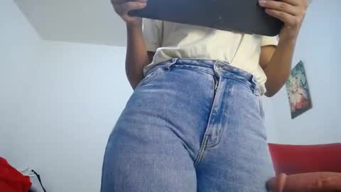 ariacoral online show from September 2025 12:37:01 PM