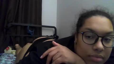 Snapshot of ariad256 chatting on December 2024 03:20:01 AM Aria D online show from December 2024 03:20:01 AM