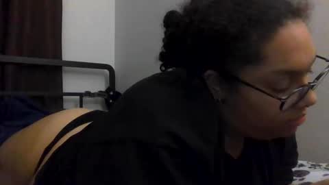Snapshot of ariad256 chatting on December 2024 05:07:02 AM Aria D online show from December 2024 05:07:02 AM