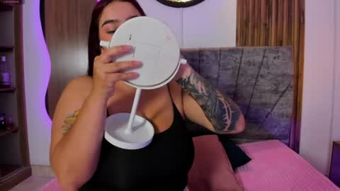 Snapshot of ariadna_sc chatting on June 2026 01:32:02 PM Ariadna SC INSTAGRAM - Ariadna sc1 online show from June 2026 01:32:02 PM
