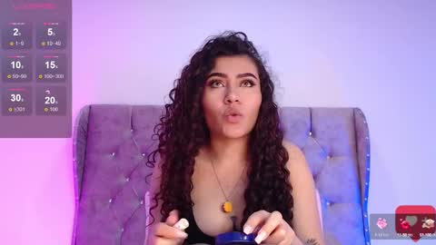 Snapshot of ariadna_tr chatting on December 2024 06:50:01 PM Ari online show from December 2024 06:50:01 PM