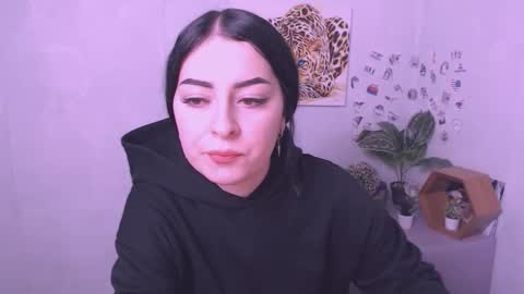 Snapshot of ariagrey_11 chatting on February 2026 01:15:02 PM Ariana online show from February 2026 01:15:02 PM