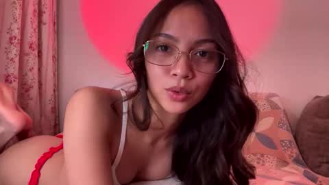 Aria Mariz online show from November 2025 04:12:02 AM